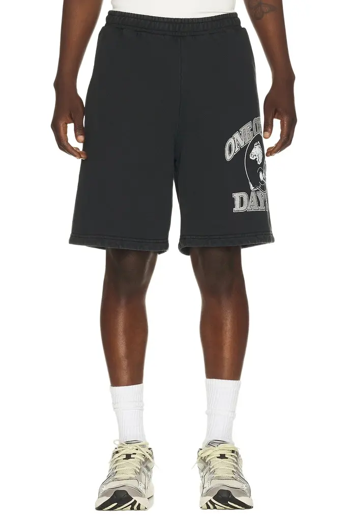 ONE OF THESE DAYS Days Usa Sweatshort