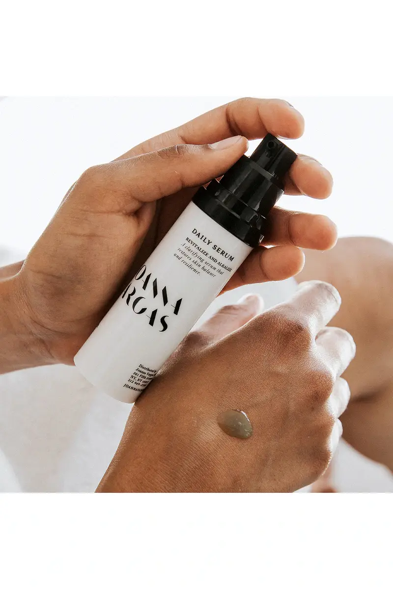 Joanna Vargas Daily Serum | Thumbnail 5 Joanna Vargas Daily Serum | Thumbnail 5