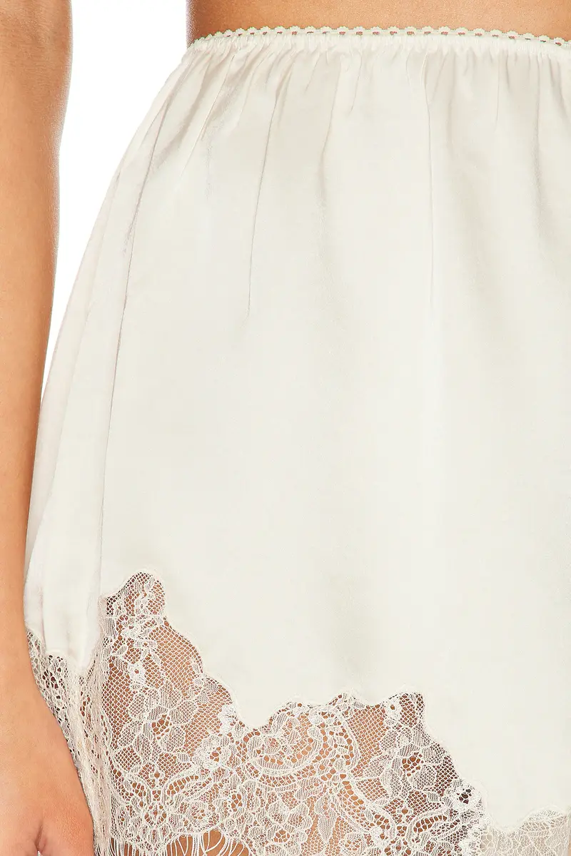 Citizens of Humanity Lace Trimmed Tap Short | Thumbnail 6 Citizens of Humanity Lace Trimmed Tap Short | Thumbnail 6