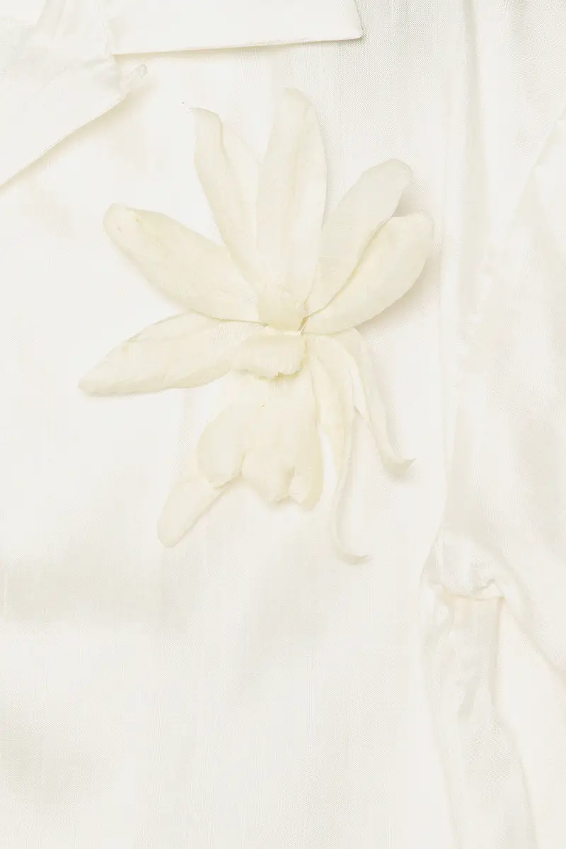 Sanea Sakorn Orchid Brooch Silk Shirt | Thumbnail 5 Sanea Sakorn Orchid Brooch Silk Shirt | Thumbnail 5