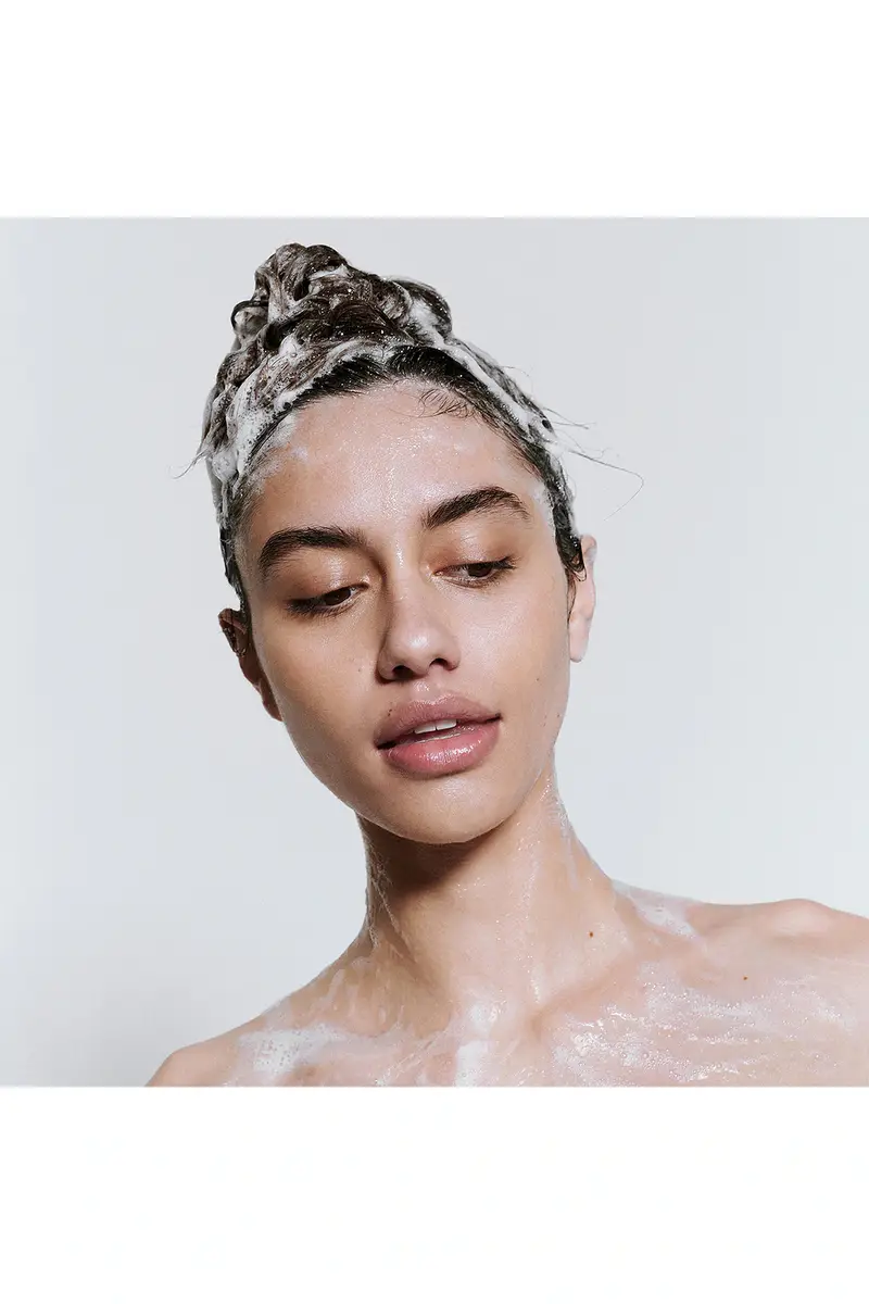 goop beauty Amino Acid Shinebath Shampoo | Thumbnail 5 goop beauty Amino Acid Shinebath Shampoo | Thumbnail 5
