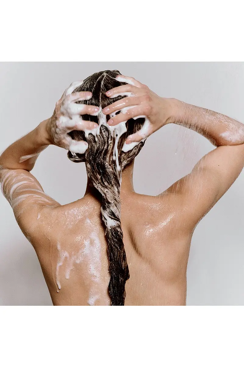 goop beauty Amino Acid Shinebath Shampoo | Thumbnail 6 goop beauty Amino Acid Shinebath Shampoo | Thumbnail 6