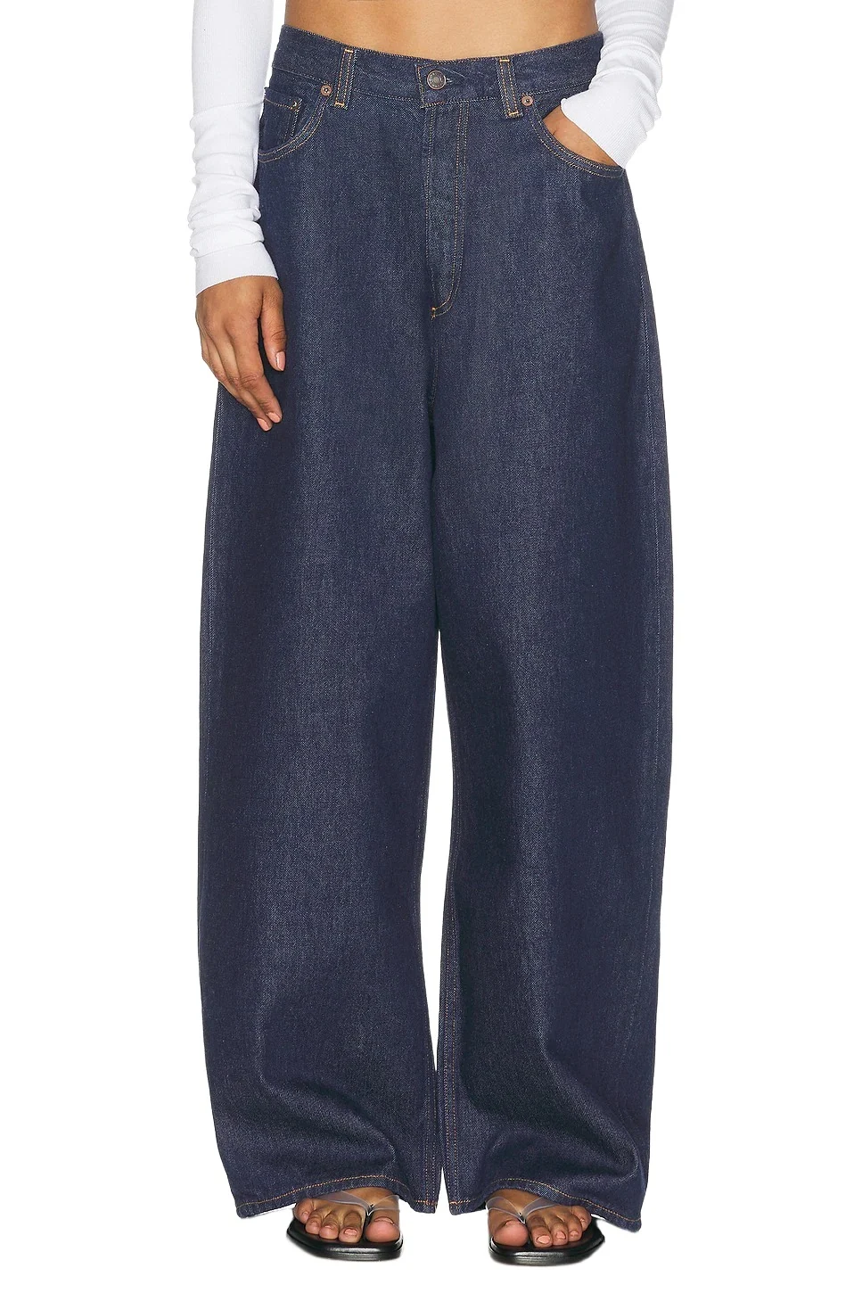 Rounded Baggy Jeans Rounded Baggy Jeans