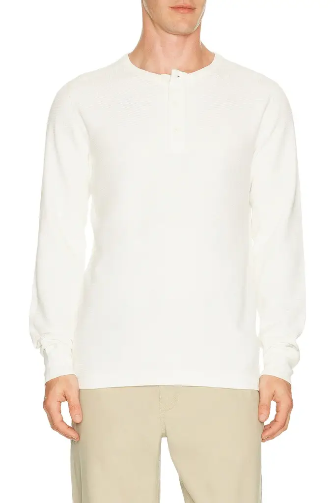 REIGNING CHAMP Lightweight Waffle Standard Henley | Image 1 REIGNING CHAMP Lightweight Waffle Standard Henley | Image 1