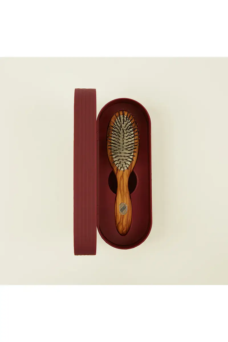 Altesse Studio Beaute Petite Gentle Detangling Brush Fine To Medium | Thumbnail 4 Altesse Studio Beaute Petite Gentle Detangling Brush Fine To Medium | Thumbnail 4