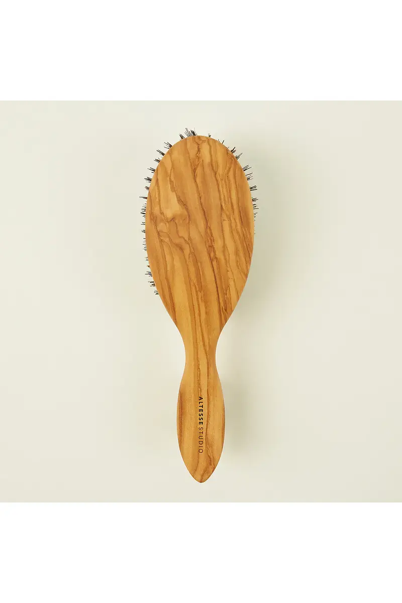 Altesse Studio Beaute Classic Repair & Shine Brush Fine To Medium | Thumbnail 2 Altesse Studio Beaute Classic Repair & Shine Brush Fine To Medium | Thumbnail 2