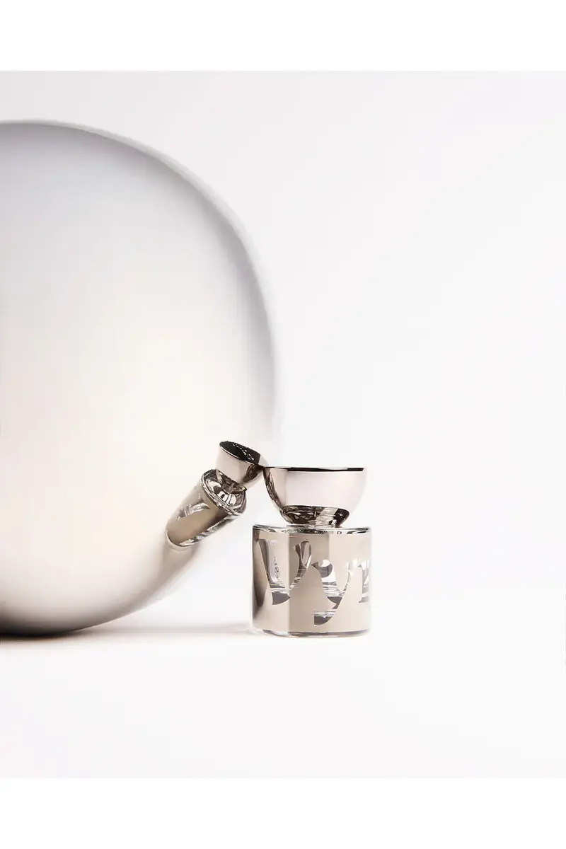 Vyrao Mini Woo: The Sixth Eau De Parfum | Thumbnail 2 Vyrao Mini Woo: The Sixth Eau De Parfum | Thumbnail 2