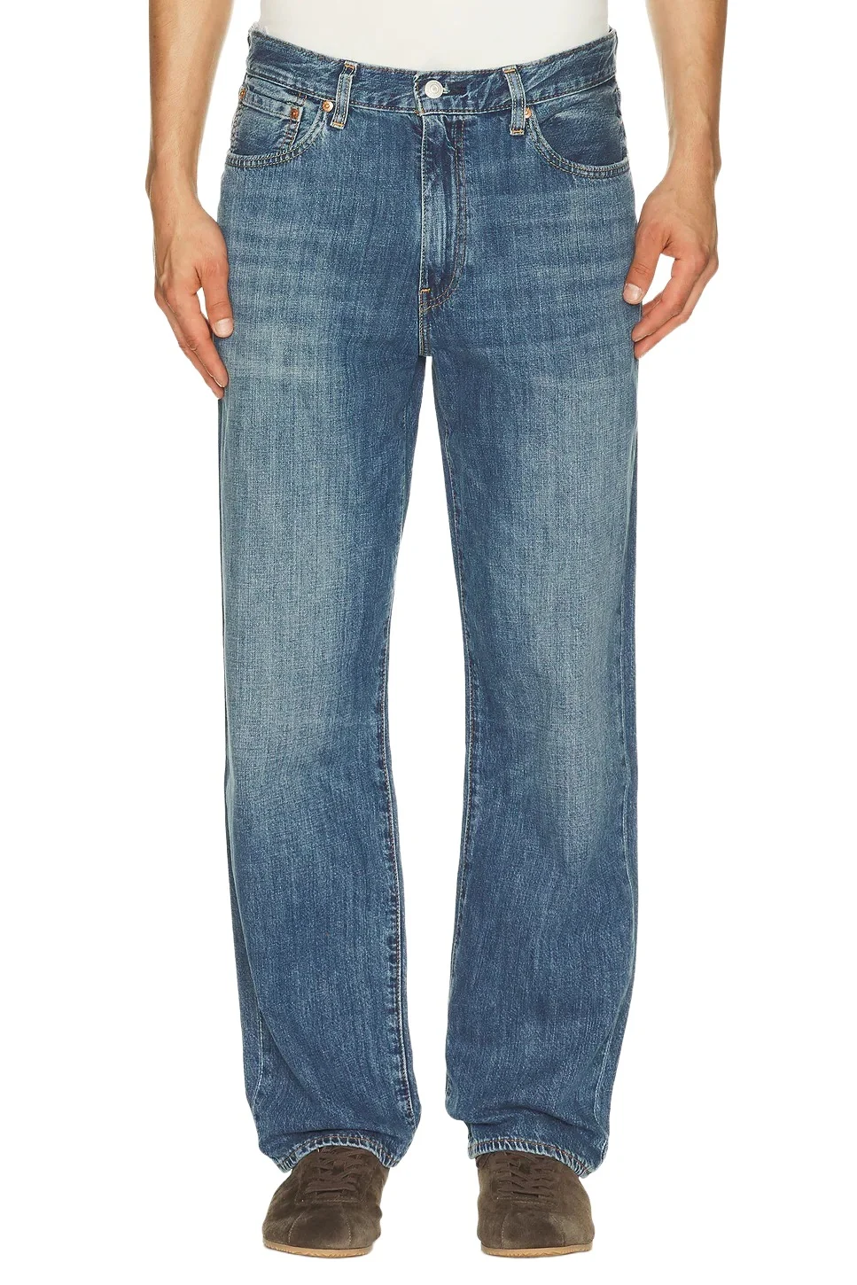 568 Loose Straight Jeans