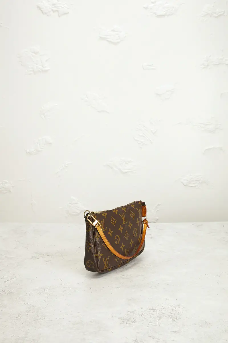 Louis Vuitton Louis Vuitton Monogram Pochette Accessoires Shoulder Bag | Thumbnail 4 Louis Vuitton Louis Vuitton Monogram Pochette Accessoires Shoulder Bag | Thumbnail 4