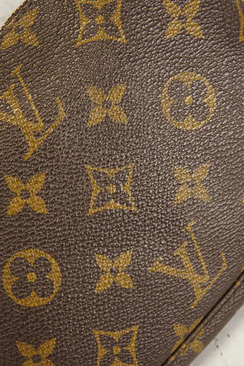 Louis Vuitton Louis Vuitton Monogram Pochette Accessoires Shoulder Bag | Thumbnail 6 Louis Vuitton Louis Vuitton Monogram Pochette Accessoires Shoulder Bag | Thumbnail 6