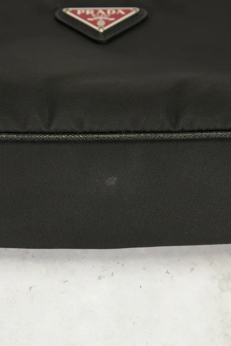 Prada Prada Re-Edition 2005 Re-Nylon Shoulder Bag | Thumbnail 7 Prada Prada Re-Edition 2005 Re-Nylon Shoulder Bag | Thumbnail 7