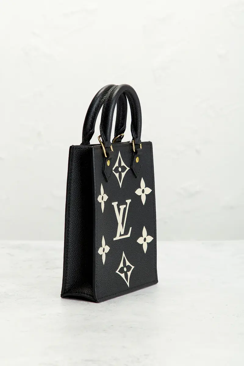 Louis Vuitton Louis Vuitton Empreinte Monogram Giant Petit Sac Plat Tote Bag | Thumbnail 4 Louis Vuitton Louis Vuitton Empreinte Monogram Giant Petit Sac Plat Tote Bag | Thumbnail 4