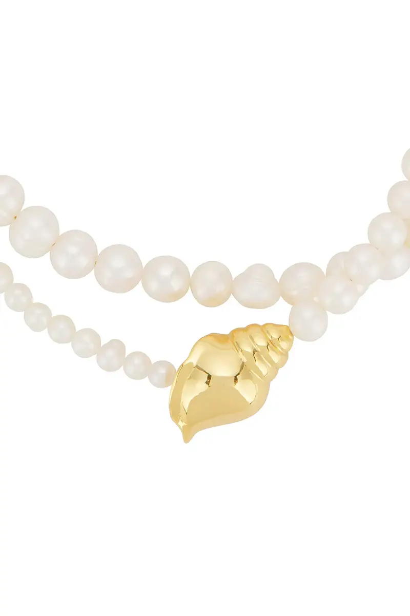 Timeless Pearly Shelly Necklace | Thumbnail 2