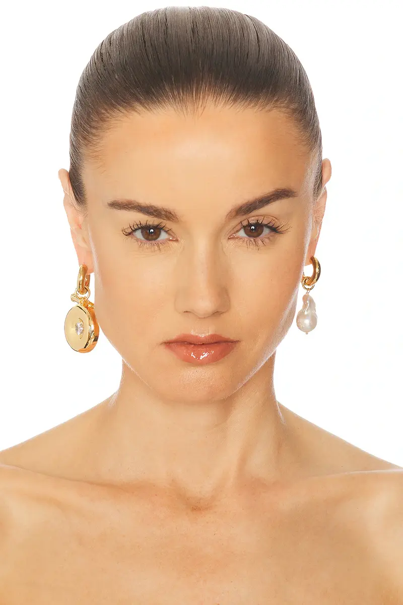 Timeless Pearly Drop Earrings | Thumbnail 2 Timeless Pearly Drop Earrings | Thumbnail 2