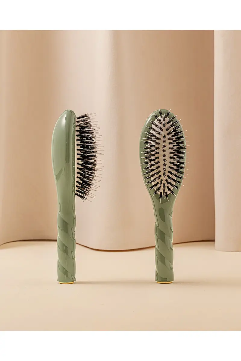 La Bonne Brosse Small Brush N02 | Thumbnail 6 La Bonne Brosse Small Brush N02 | Thumbnail 6