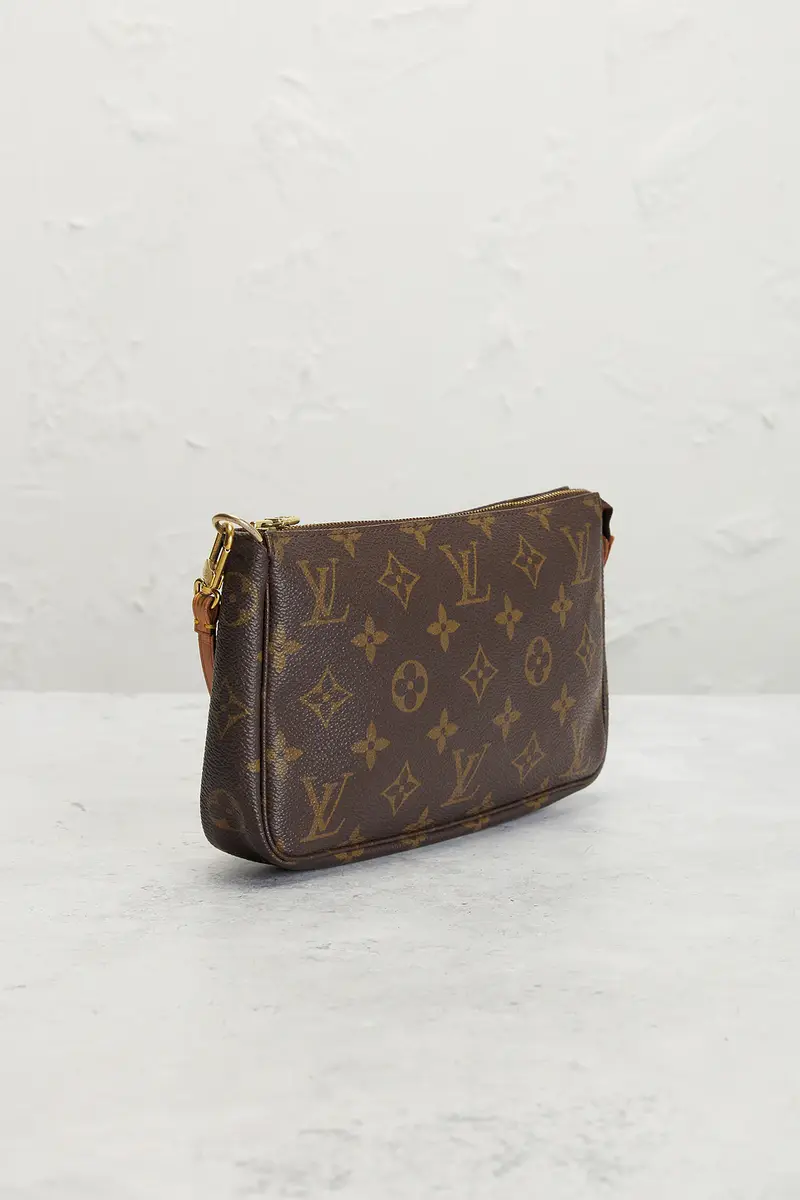 Louis Vuitton Louis Vuitton Monogram Pochette Accessoires Shoulder Bag | Thumbnail 4 Louis Vuitton Louis Vuitton Monogram Pochette Accessoires Shoulder Bag | Thumbnail 4