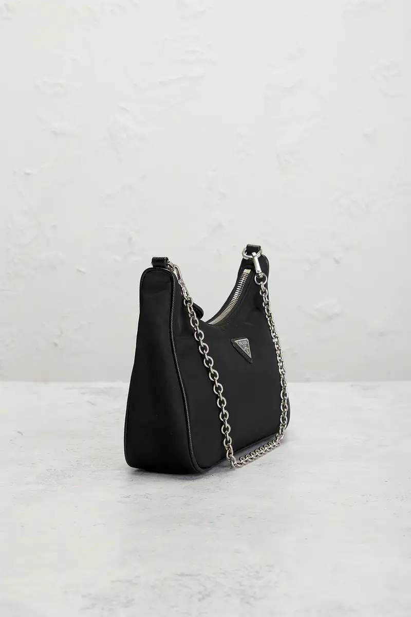 Prada Prada Re-Edition 2005 Re-Nylon Shoulder Bag | Thumbnail 4