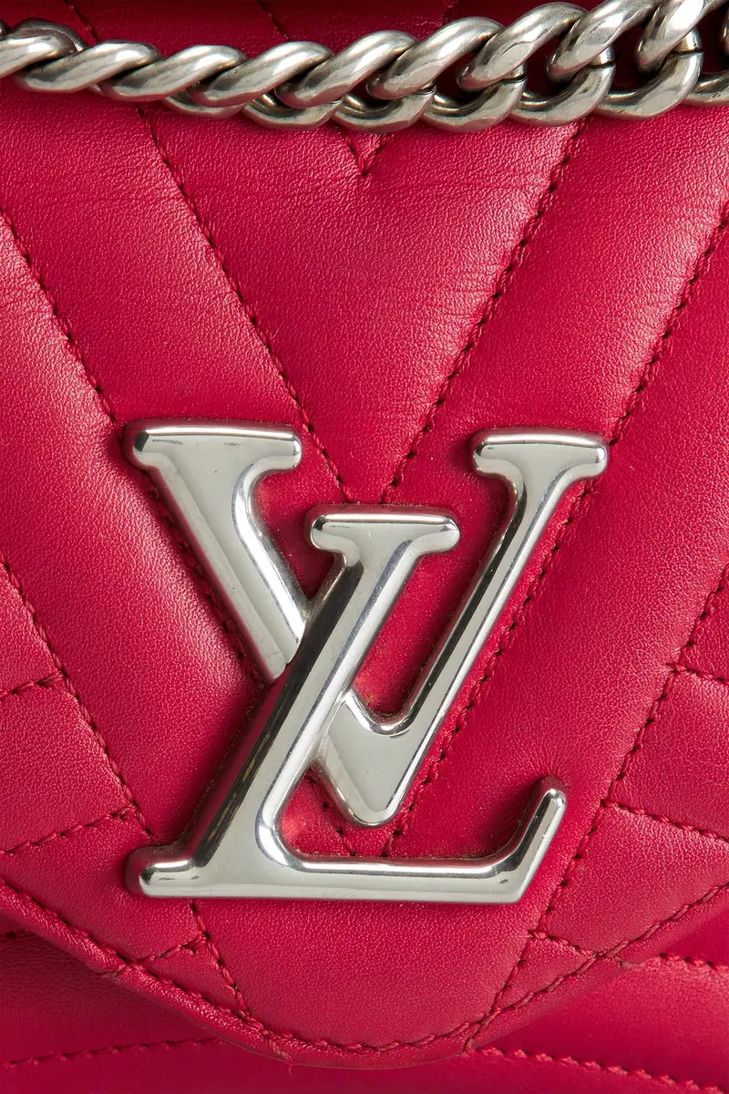 Louis Vuitton Louis Vuitton New Wave Chain PM Shoulder Bag | Thumbnail 6 Louis Vuitton Louis Vuitton New Wave Chain PM Shoulder Bag | Thumbnail 6
