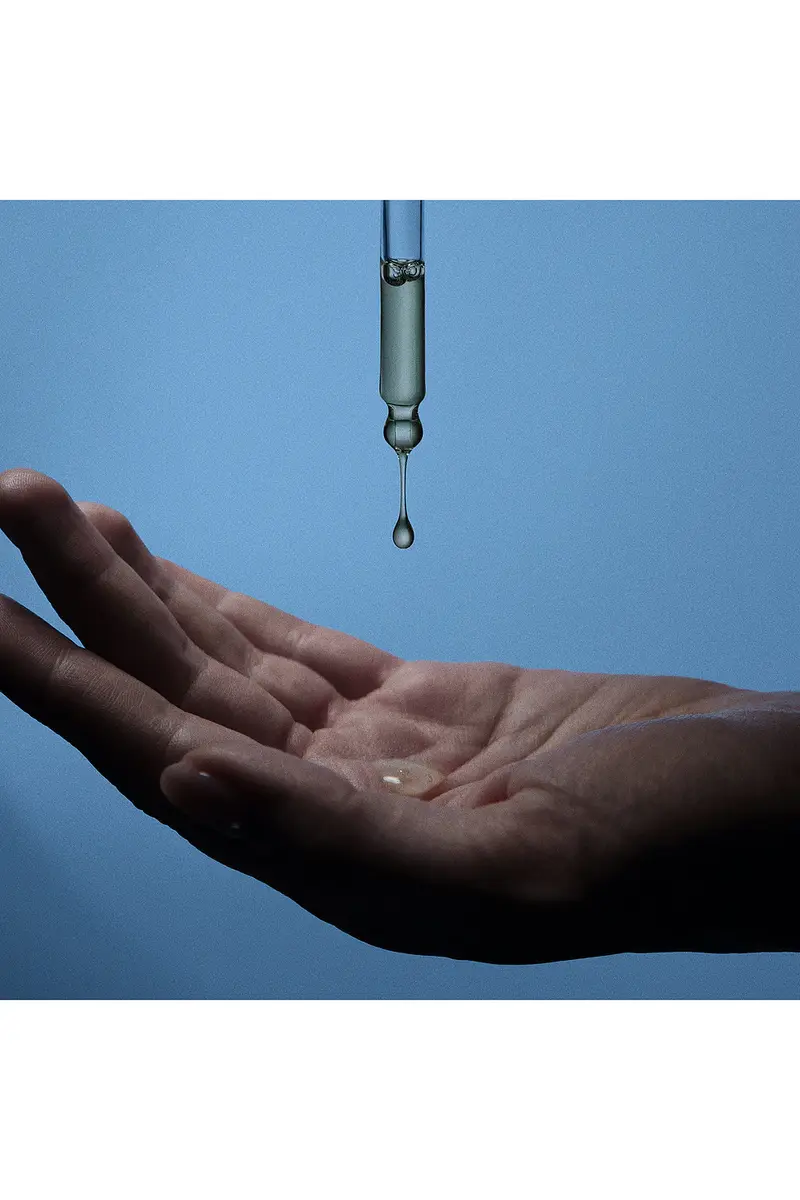 Aesop Resolute Facial Concentrate | Thumbnail 3