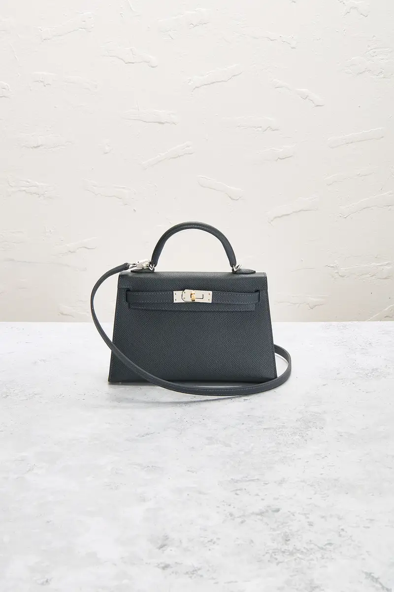 HERMÈS Hermes Epsom Kelly 20 Handbag | Thumbnail 2 HERMÈS Hermes Epsom Kelly 20 Handbag | Thumbnail 2