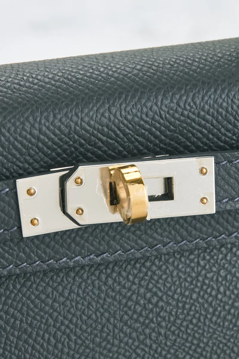HERMÈS Hermes Epsom Kelly 20 Handbag | Thumbnail 5 HERMÈS Hermes Epsom Kelly 20 Handbag | Thumbnail 5