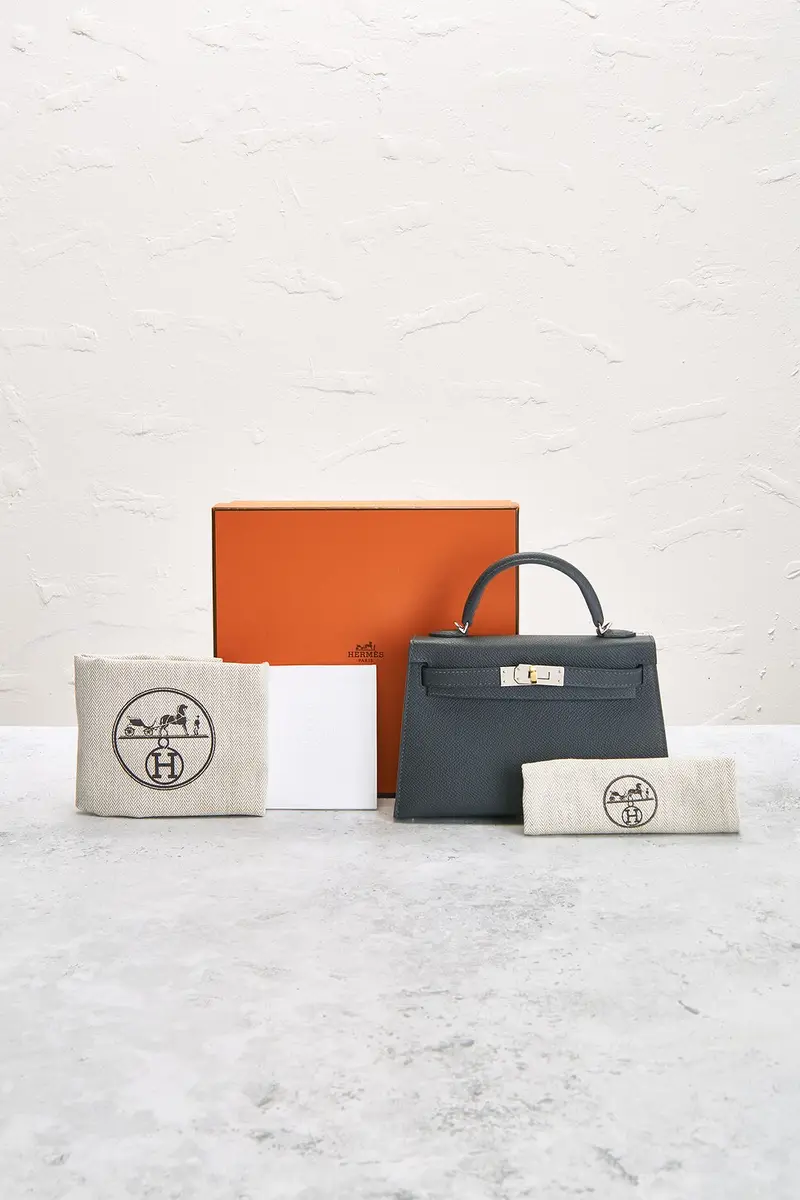 HERMÈS Hermes Epsom Kelly 20 Handbag | Thumbnail 9 HERMÈS Hermes Epsom Kelly 20 Handbag | Thumbnail 9
