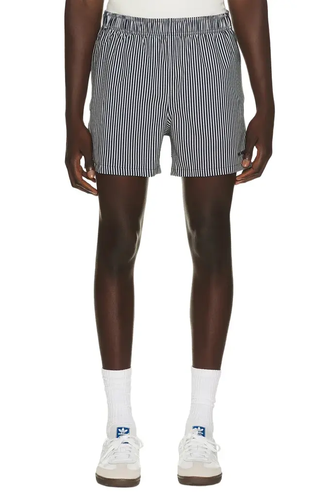 NN07 Holiday Shorts