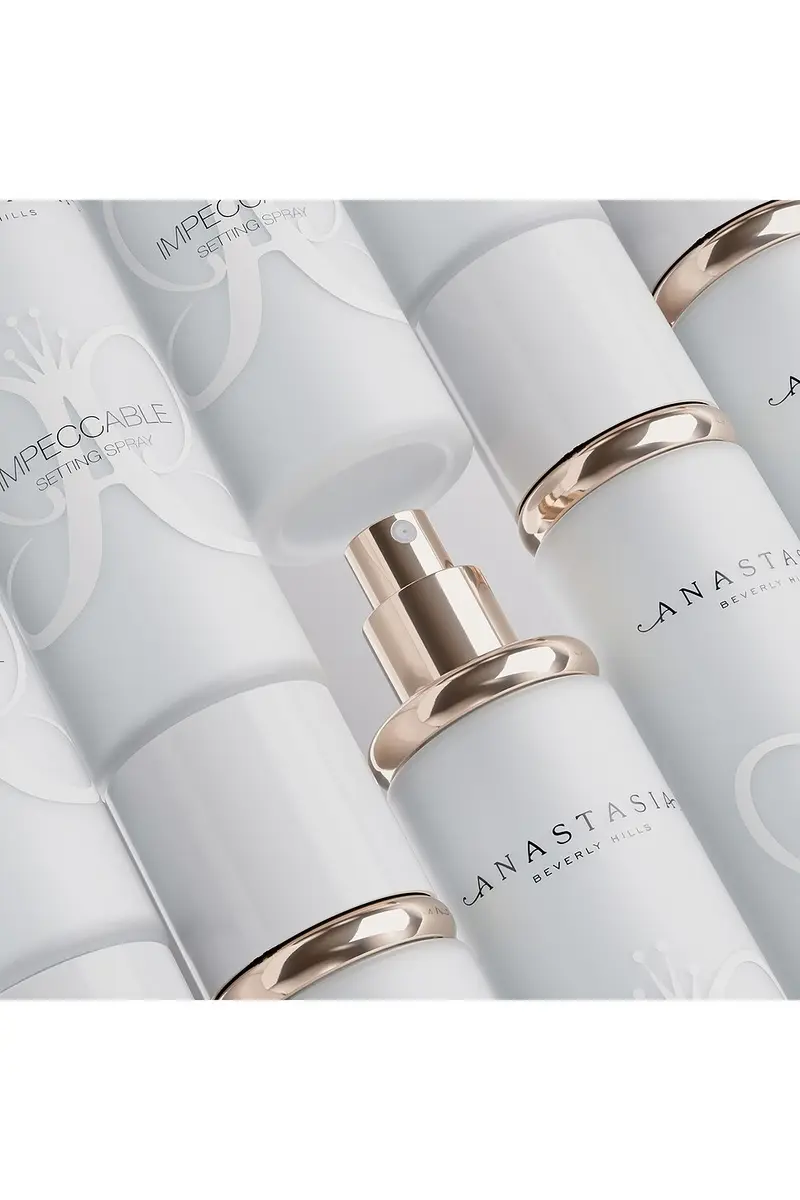 Anastasia Beverly Hills Impeccable 24HR Blurring Matte Setting Spray | Thumbnail 7 Anastasia Beverly Hills Impeccable 24HR Blurring Matte Setting Spray | Thumbnail 7