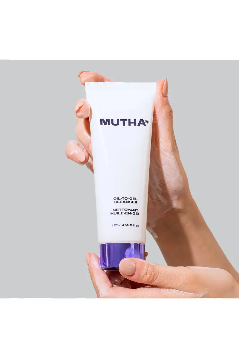 MUTHA Oil To Gel Cleanser | Thumbnail 4