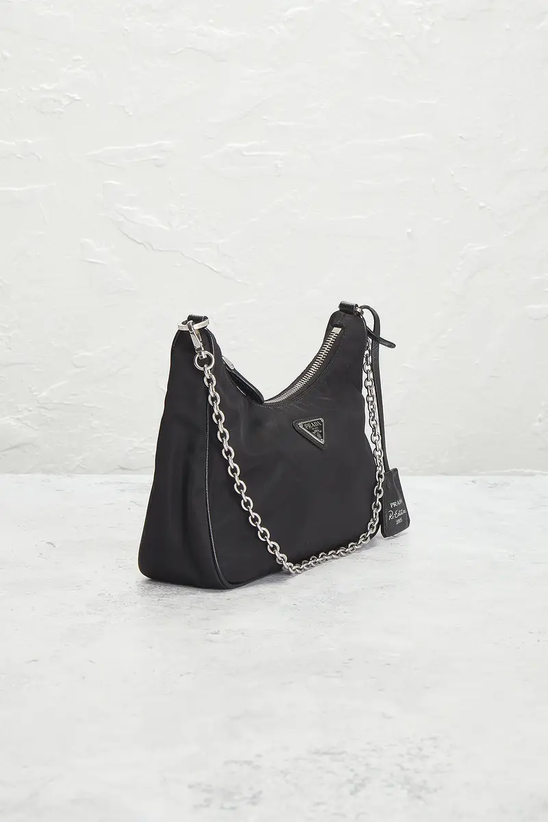 Prada Prada Re-Edition 2005 Re-Nylon Shoulder Bag | Thumbnail 4 Prada Prada Re-Edition 2005 Re-Nylon Shoulder Bag | Thumbnail 4