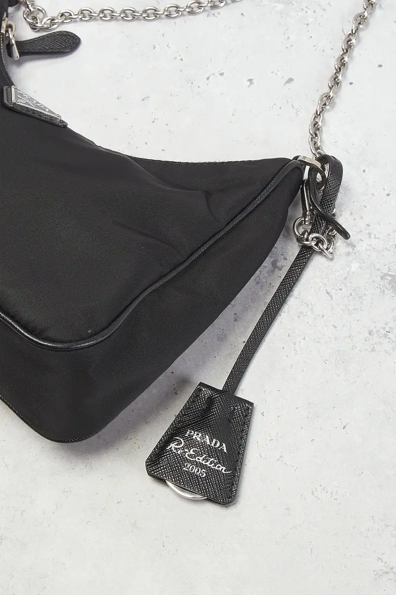 Prada Prada Re-Edition 2005 Re-Nylon Shoulder Bag | Thumbnail 7 Prada Prada Re-Edition 2005 Re-Nylon Shoulder Bag | Thumbnail 7