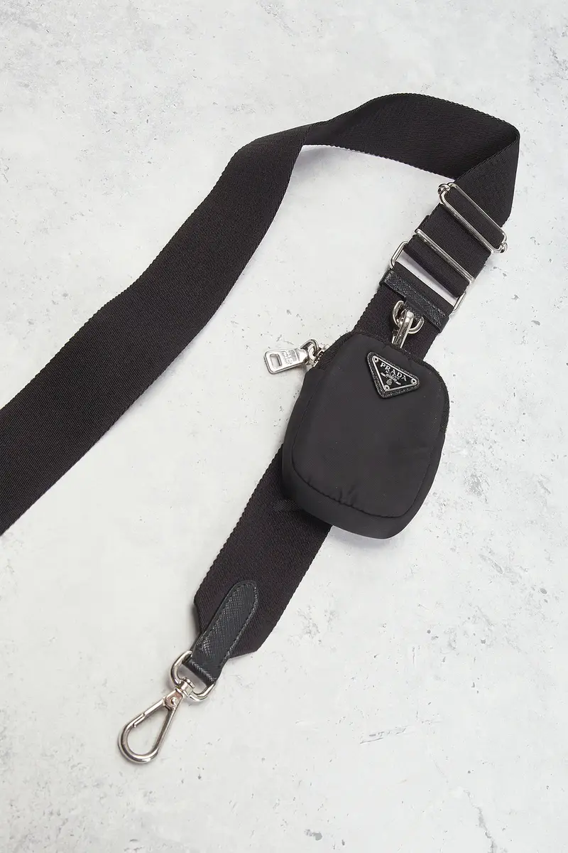 Prada Prada Re-Edition 2005 Re-Nylon Shoulder Bag | Thumbnail 9 Prada Prada Re-Edition 2005 Re-Nylon Shoulder Bag | Thumbnail 9