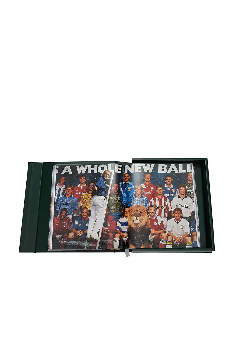 ASSOULINE Football The Impossible Collection: 100 Moments From The Beautiful Game | Thumbnail 3 ASSOULINE Football The Impossible Collection: 100 Moments From The Beautiful Game | Thumbnail 3
