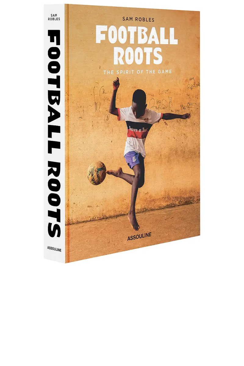 ASSOULINE Football Roots: The Spirit Of The Game | Thumbnail 2 ASSOULINE Football Roots: The Spirit Of The Game | Thumbnail 2