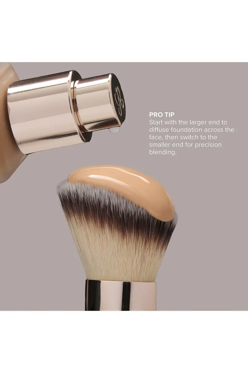 Anastasia Beverly Hills Impeccable Foundation & Face Brush | Thumbnail 4 Anastasia Beverly Hills Impeccable Foundation & Face Brush | Thumbnail 4