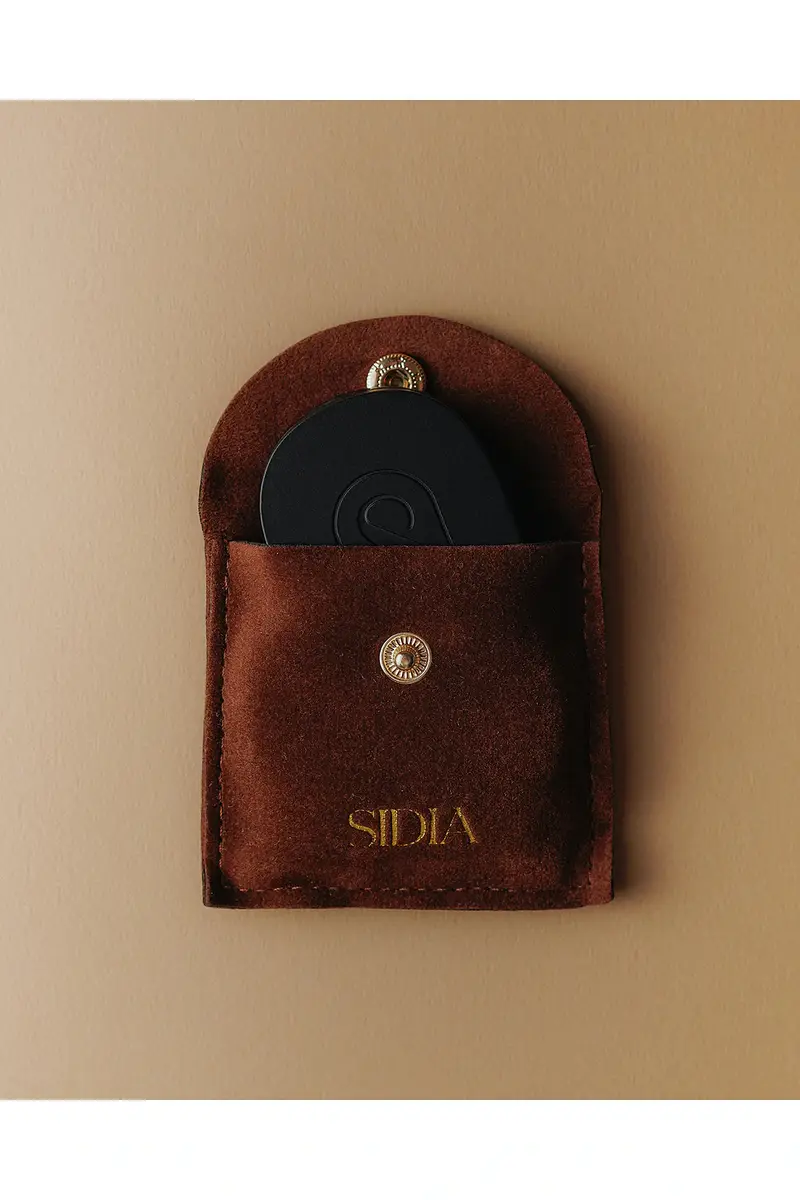 Sidia Braless: The Solid Perfume | Thumbnail 6 Sidia Braless: The Solid Perfume | Thumbnail 6