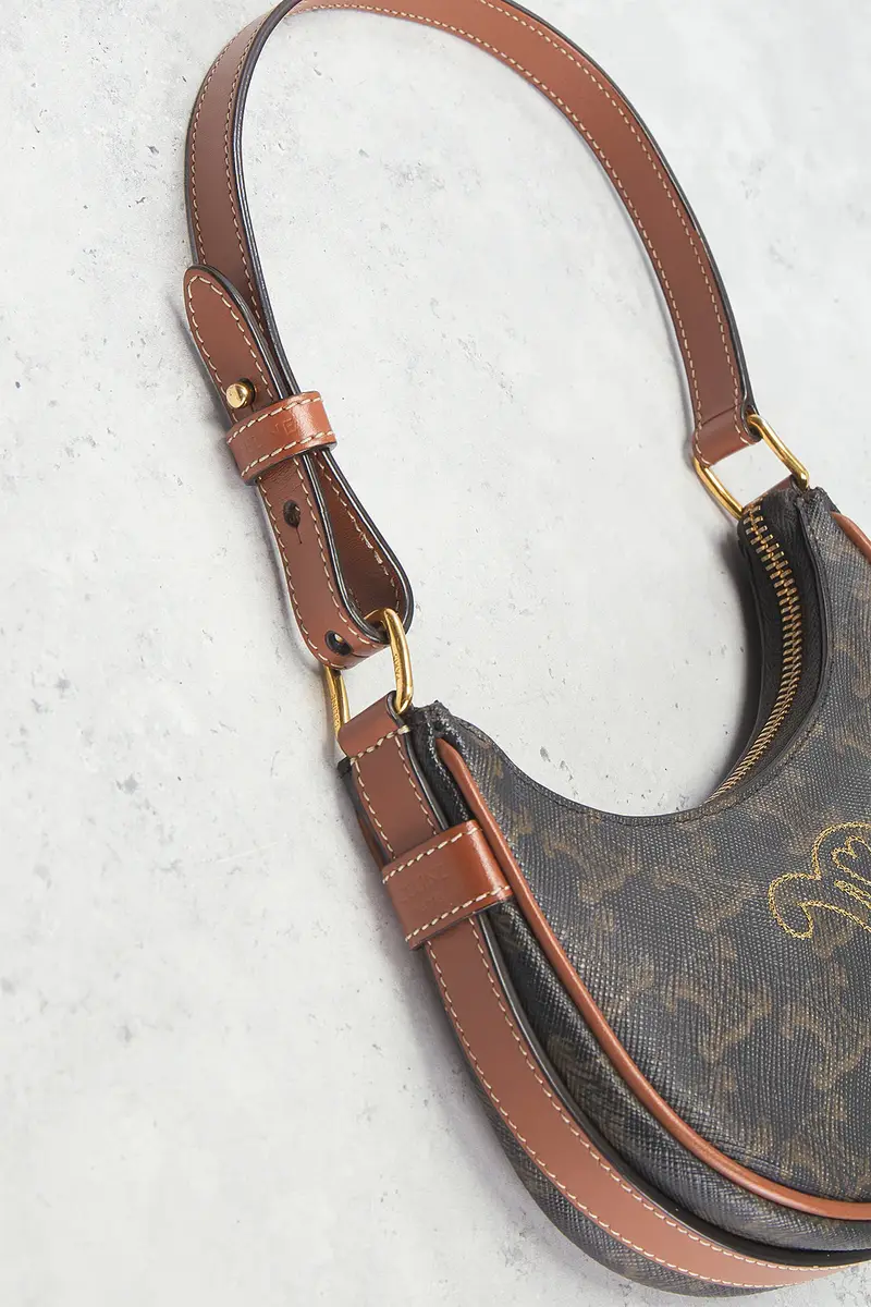 Celine Celine Ava Triomphe Shoulder Bag | Thumbnail 7 Celine Celine Ava Triomphe Shoulder Bag | Thumbnail 7