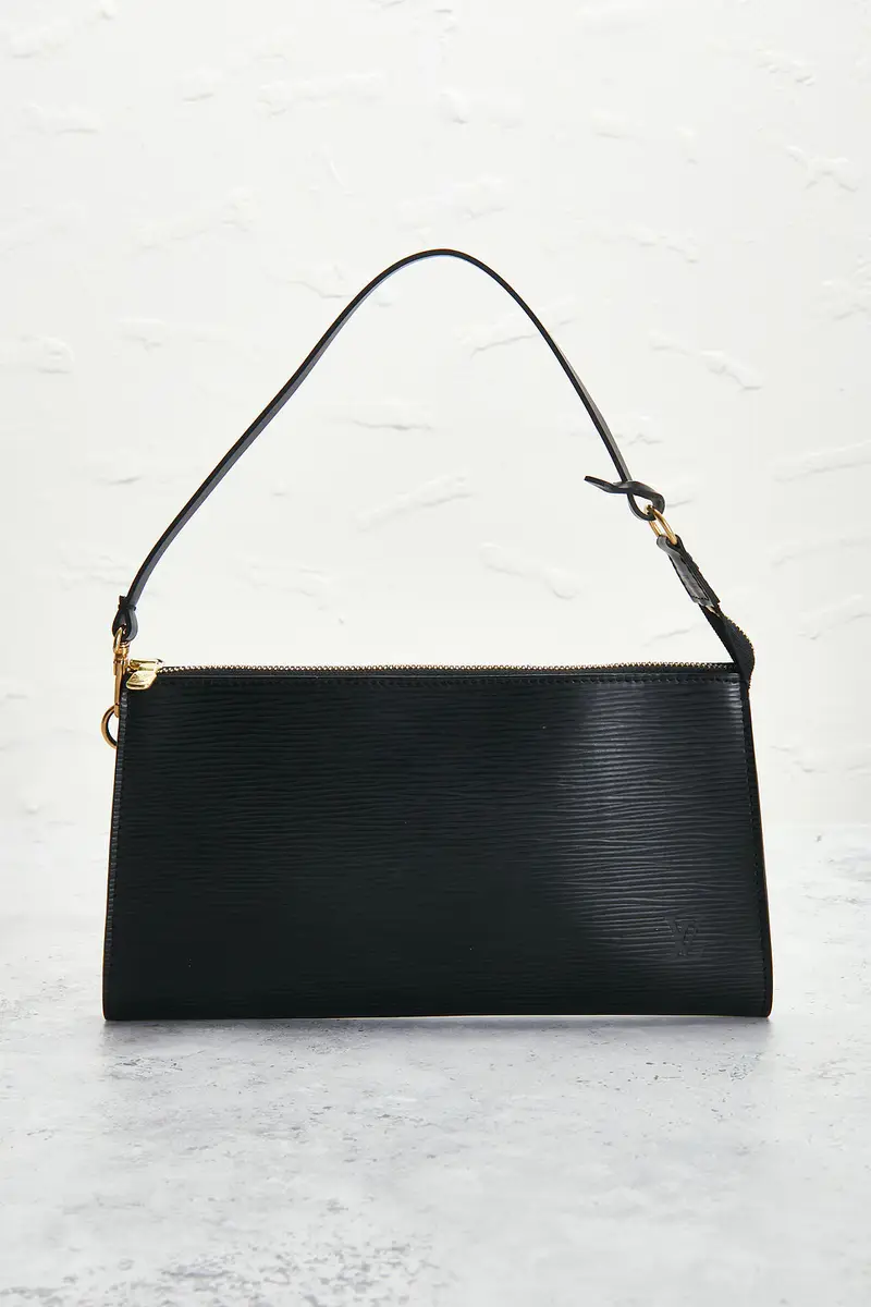 Louis Vuitton Louis Vuitton Epi Pochette Accessoires 24 Shoulder Bag | Thumbnail 2 Louis Vuitton Louis Vuitton Epi Pochette Accessoires 24 Shoulder Bag | Thumbnail 2