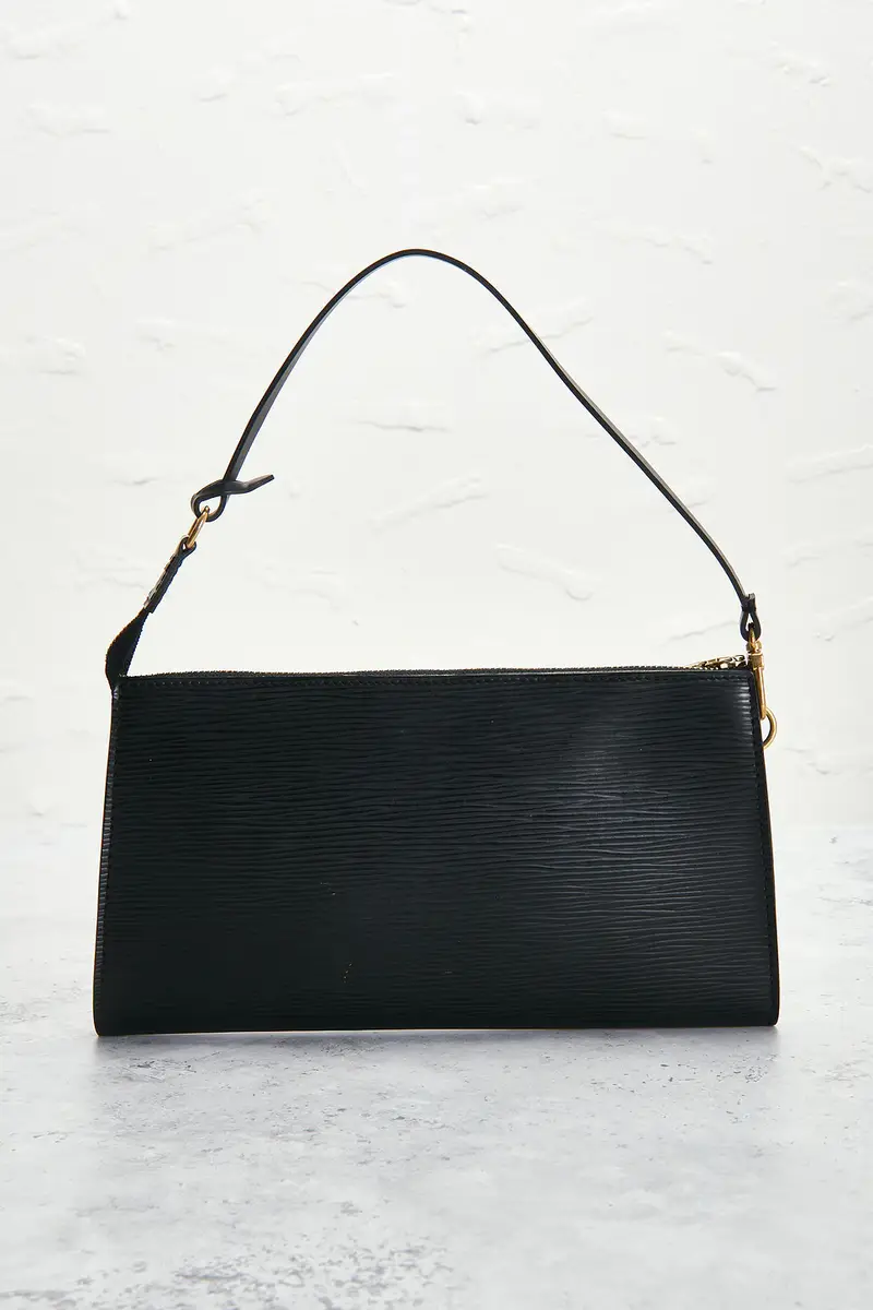 Louis Vuitton Louis Vuitton Epi Pochette Accessoires 24 Shoulder Bag | Thumbnail 3 Louis Vuitton Louis Vuitton Epi Pochette Accessoires 24 Shoulder Bag | Thumbnail 3
