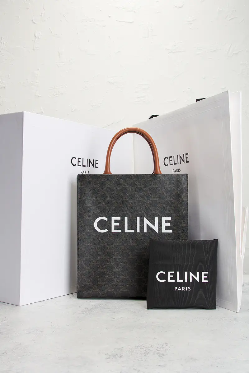 Celine Celine Triomphe Vertical Cabas Tote Bag | Thumbnail 7 Celine Celine Triomphe Vertical Cabas Tote Bag | Thumbnail 7