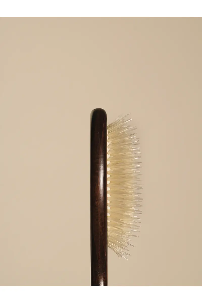 Bur Bur The Mini Mermaid Brush Essential Boar Bristle Brush | Thumbnail 4 Bur Bur The Mini Mermaid Brush Essential Boar Bristle Brush | Thumbnail 4