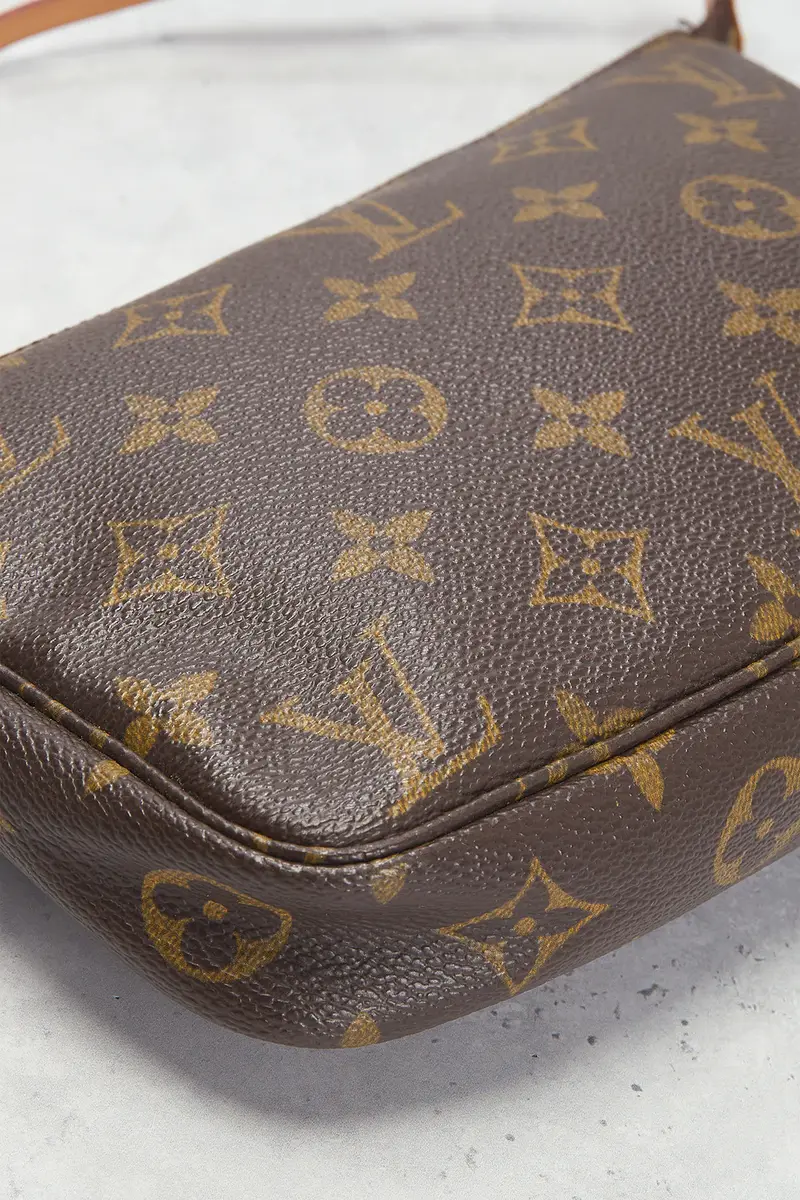 Louis Vuitton Louis Vuitton Monogram Pochette Accessoires Shoulder Bag | Thumbnail 10