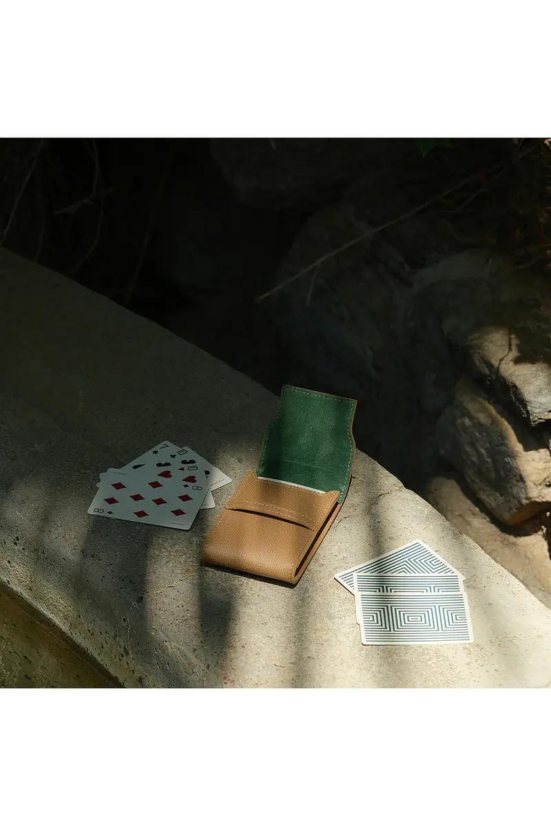 Throwing Doubles The Palmilla Leather Playing Card Set | Thumbnail 5 Throwing Doubles The Palmilla Leather Playing Card Set | Thumbnail 5