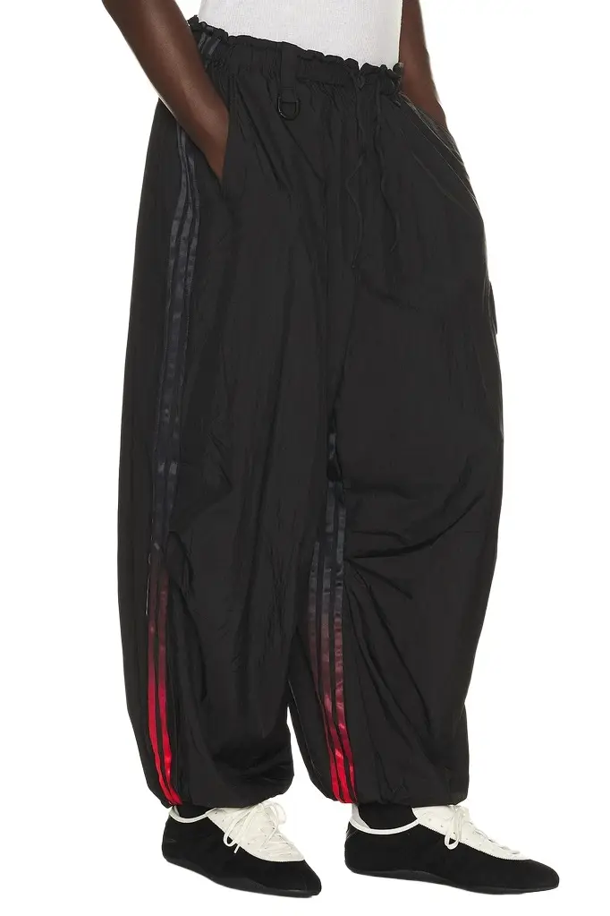 Y-3 Grd 3S Cargo Pants | Image 1 Y-3 Grd 3S Cargo Pants | Image 1