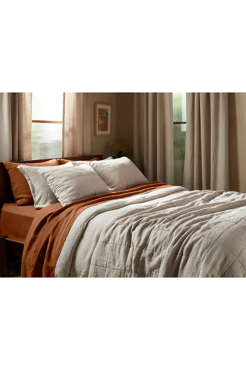 Parachute Linen Box Quilted Sham Set | Thumbnail 2