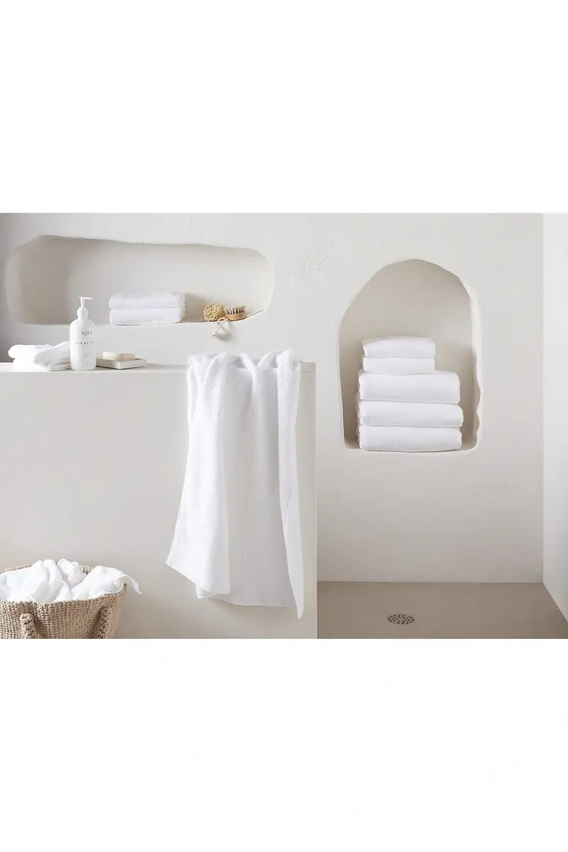 Parachute Soft Rib Hand Towel | Thumbnail 3 Parachute Soft Rib Hand Towel | Thumbnail 3