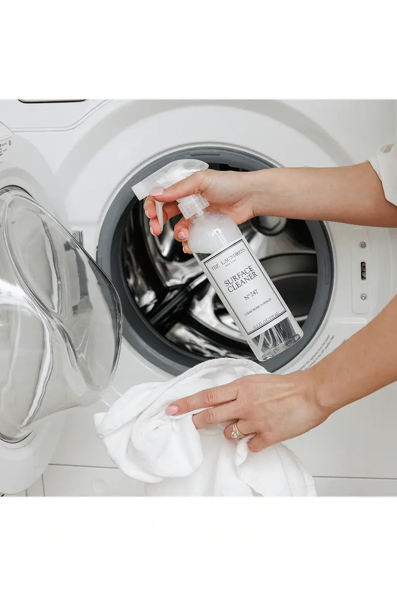 THE LAUNDRESS Surface Cleaner | Thumbnail 3 THE LAUNDRESS Surface Cleaner | Thumbnail 3