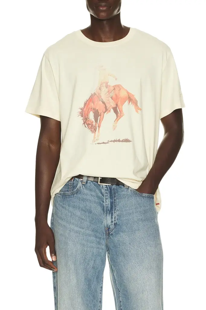 Levi's Relaxed Fit Tee | Image 1 Levi's Relaxed Fit Tee | Image 1