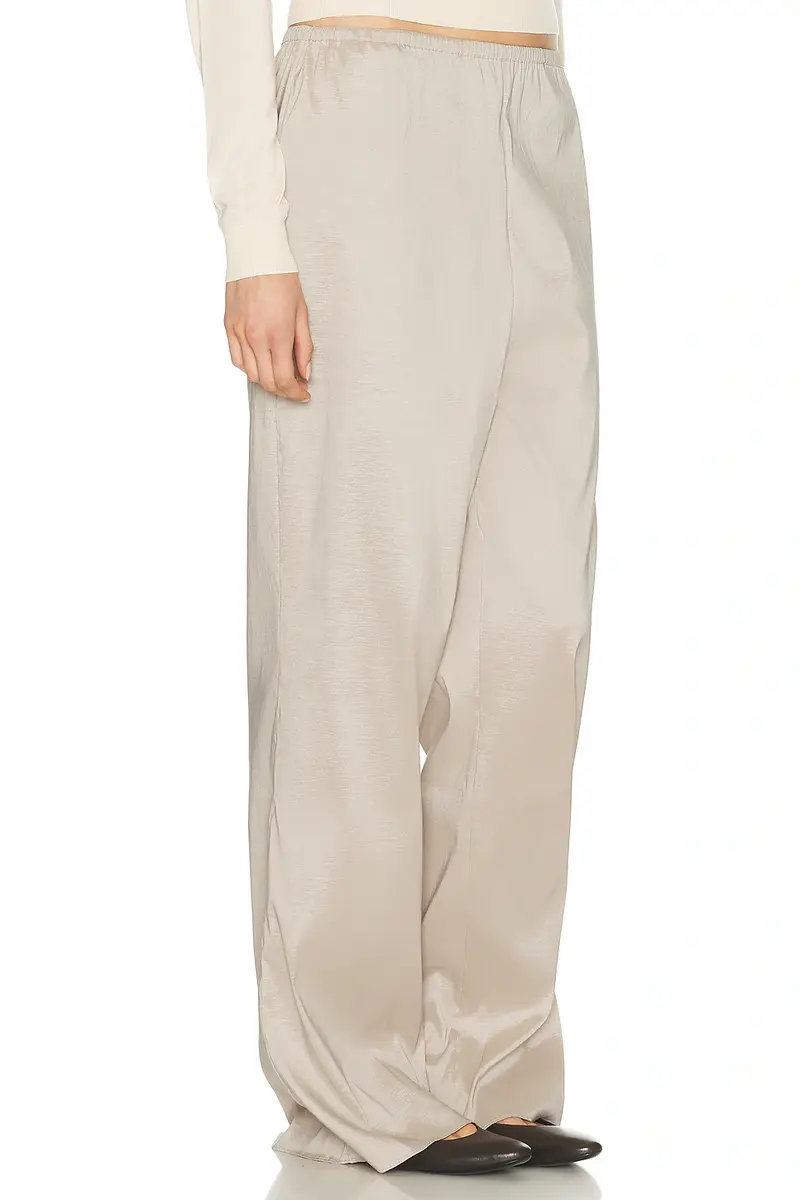 L'Academie Maricel Pant | Thumbnail 2 L'Academie Maricel Pant | Thumbnail 2