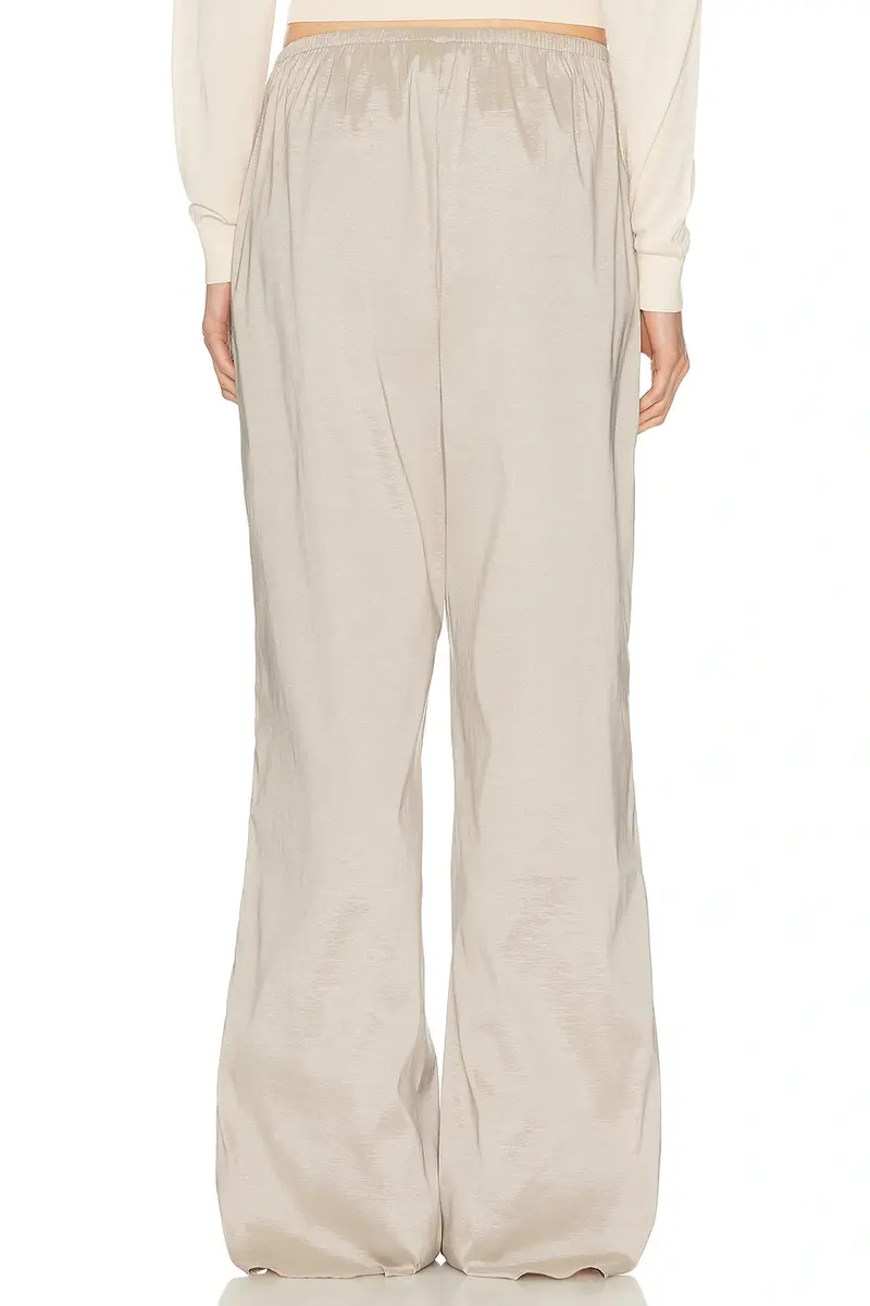 L'Academie Maricel Pant | Thumbnail 4 L'Academie Maricel Pant | Thumbnail 4
